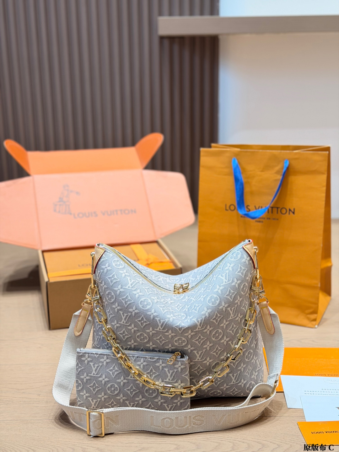 Louis Vuitton LV Monogram Monogram Canvas